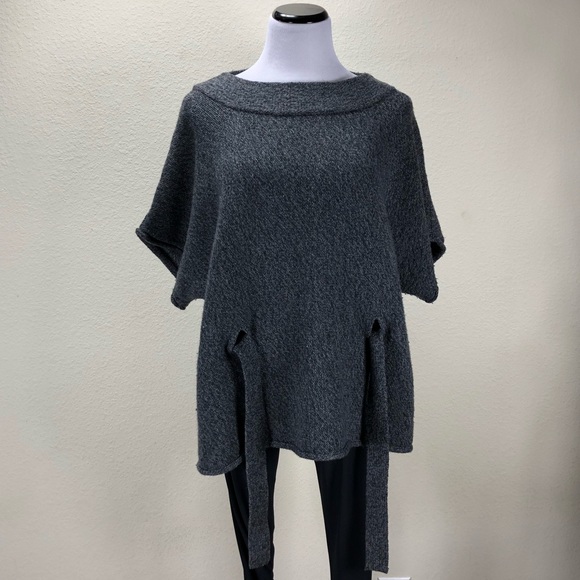 Anne Klein Gray Short Sleeve Belted Sweater - Picture 5 of 8